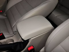2015款 1.6L 手动 逸杰版