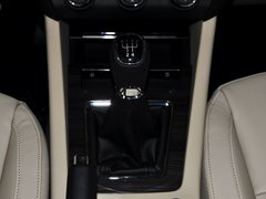 2015款 1.6L 手动 逸杰版