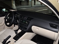 2015款 1.6L 手动 逸杰版