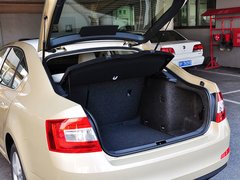 2015款 1.6L 手动 逸杰版