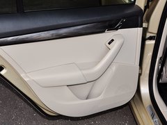 2015款 1.6L 手动 逸杰版