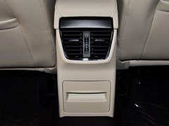 2015款 1.6L 手动 逸杰版