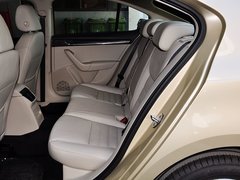 2015款 1.6L 手动 逸杰版