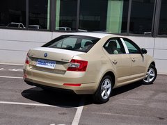 2015款 1.6L 手动 逸杰版