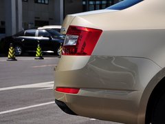 2015款 1.6L 手动 逸杰版