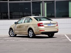 2015款 1.6L 手动 逸杰版