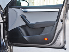 2015款 1.6L 手动 逸致版