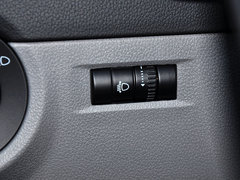 2015款 1.6L 手动 逸致版