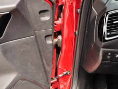 2014款 两厢 1.5L 自动 尊贵型