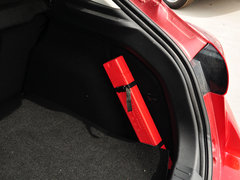 2014款 两厢 1.5L 自动 尊贵型