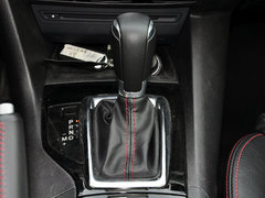 2014款 两厢 1.5L 自动 尊贵型