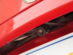 2014款 两厢 1.5L 自动 尊贵型