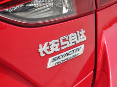 2014款 两厢 1.5L 自动 尊贵型