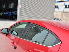 2014款 两厢 1.5L 自动 尊贵型