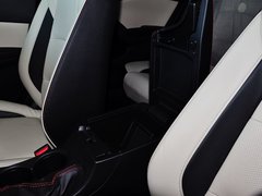 2014款 三厢 2.0L 自动 旗舰型
