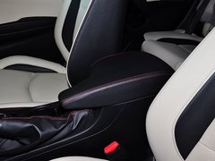 2014款 三厢 2.0L 自动 旗舰型