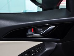 2014款 三厢 2.0L 自动 旗舰型