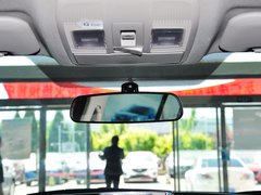 2014款 三厢 2.0L 自动 旗舰型