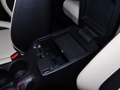 2014款 三厢 2.0L 自动 旗舰型
