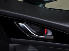 2014款 三厢 1.5L 自动 尊贵型