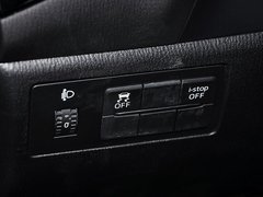 2014款 三厢 1.5L 自动 尊贵型