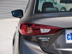 2014款 三厢 1.5L 自动 尊贵型
