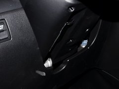 2014款 三厢 1.5L 自动 尊贵型