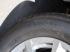 2014款 三厢 1.5L 自动 尊贵型