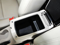 2014款 1.6L 手动 智尚版 5座