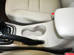 2014款 1.6L 手动 智尚版 5座