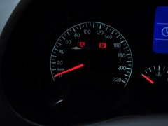 2014款 1.6L 手动 智尚版 5座