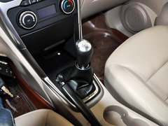 2014款 1.6L 手动 风尚版 5座