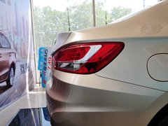 2014款 1.6L 手动 标准型