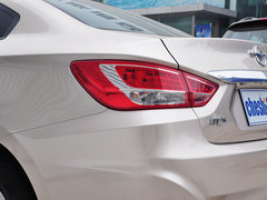 2014款 1.6L 手动 标准型