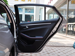 2014款 1.8T 自动 运动豪华型