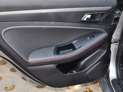 2014款 1.8T 自动 运动豪华型