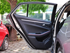 2014款 1.8T 自动 运动豪华型