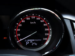 2014款 1.8T 自动 运动豪华型