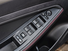 2014款 1.8T 自动 运动豪华型