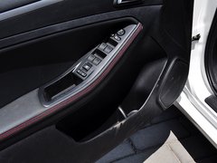 2014款 2.0L 手动 豪华型