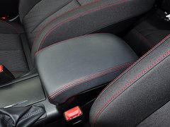 2014款 2.0L 自动 舒适型