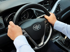 奔腾B70 2014款 2.0L 手动 舒适型