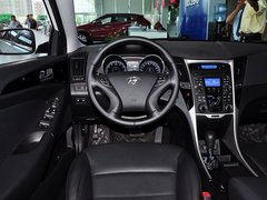 2014款 2.0L 自动 豪华版