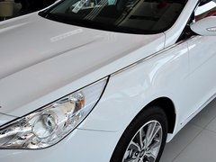 2014款 2.0L 自动 豪华版