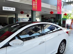 2014款 2.0L 自动 豪华版