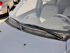 2014款 1.0L 手动标准型