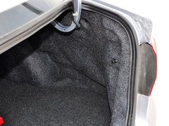 2014款 1.0L 手动标准型