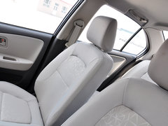 2014款 1.0L 手动标准型