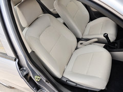 2014款 1.0L 手动标准型