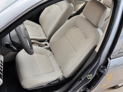 2014款 1.0L 手动标准型